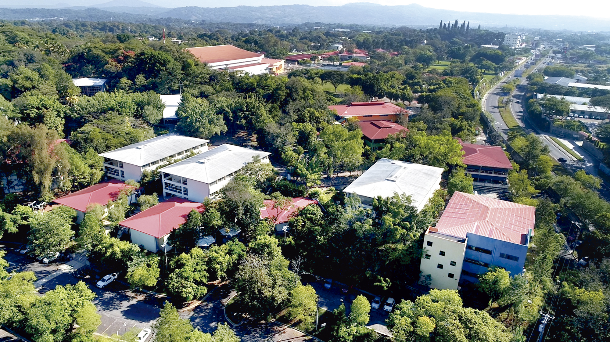 Foto-aérea-Campus-Soyapango